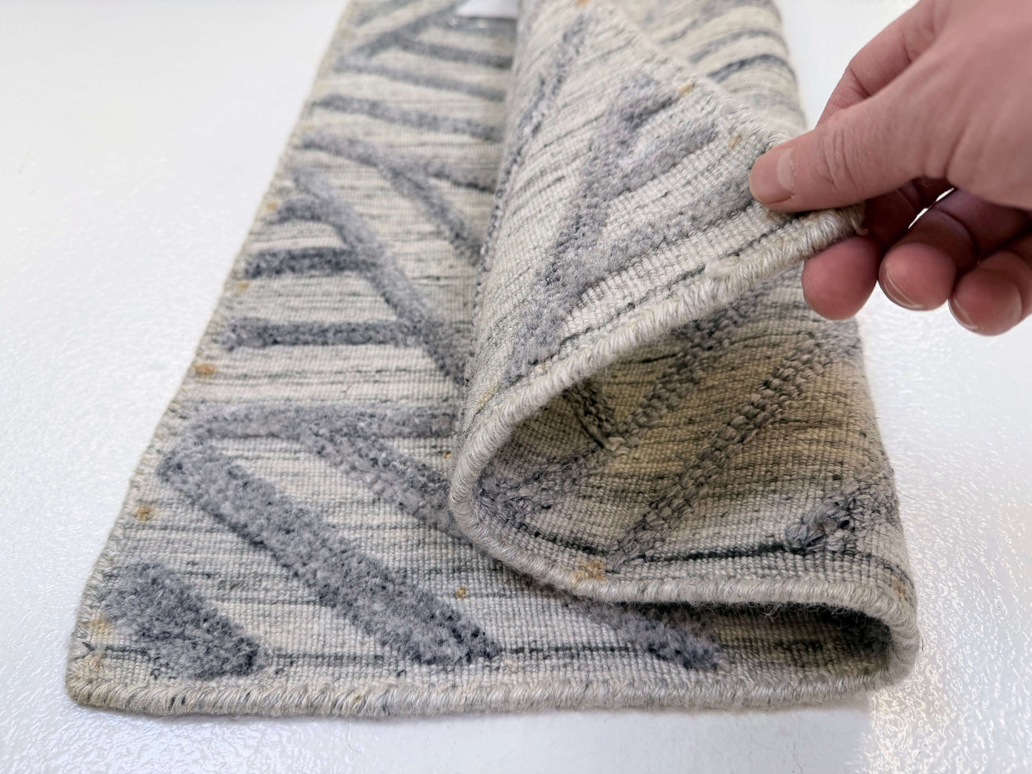 Textured High/Low (2x3) lt.gray/blue