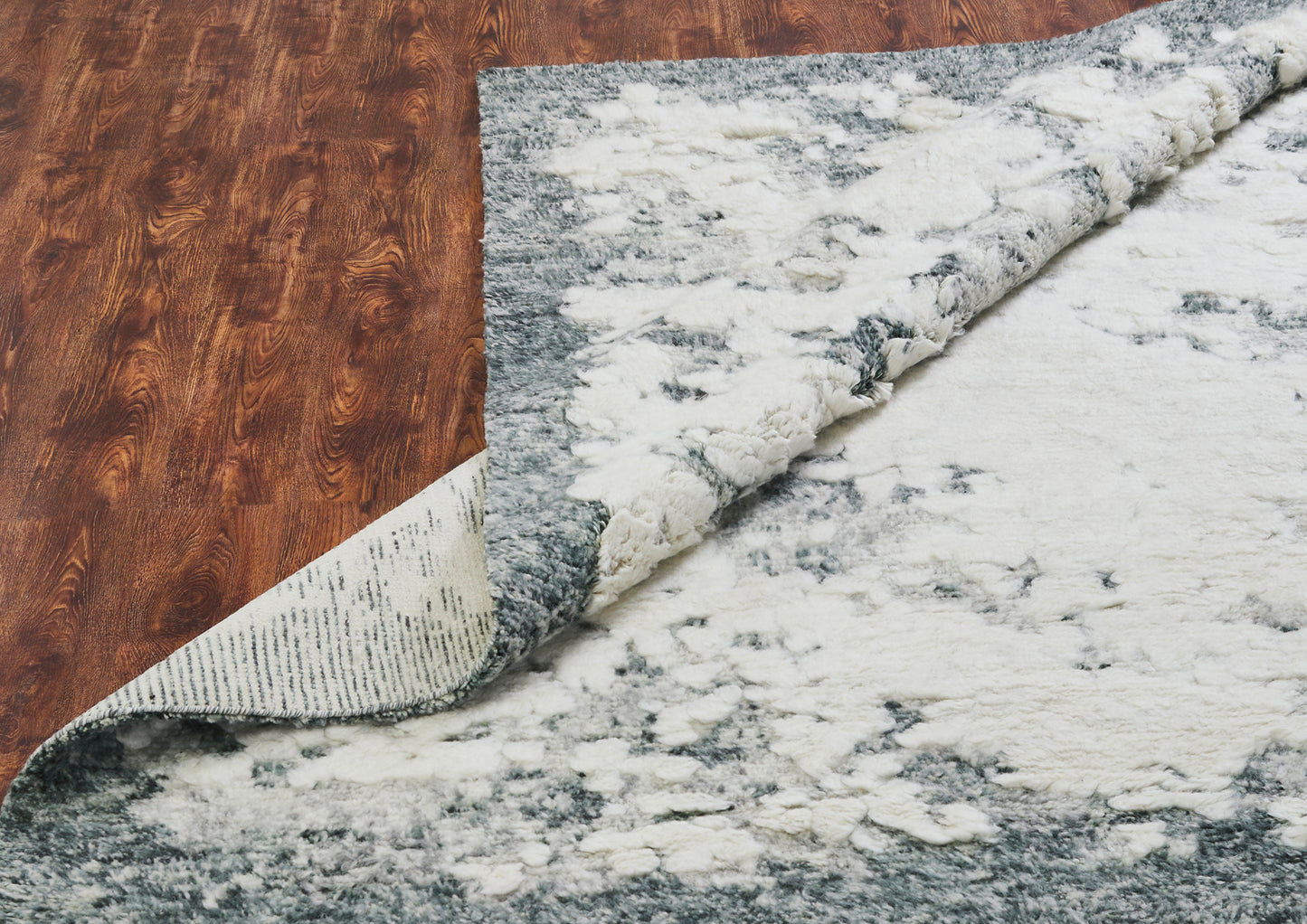 Flokati-style, Virgin Wool 6x9 gray/white