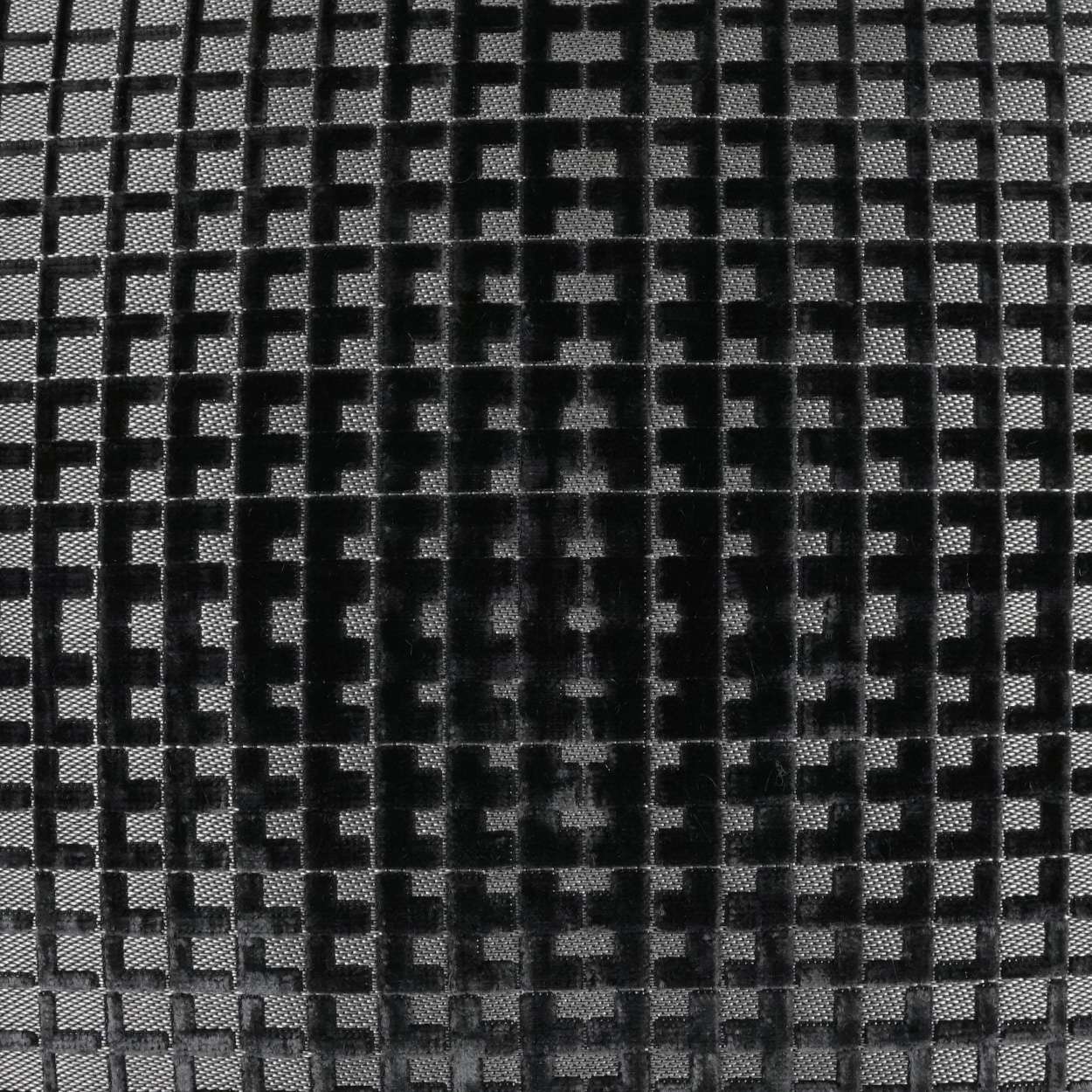 Success-Onyx 14"x24" lumbar pillow