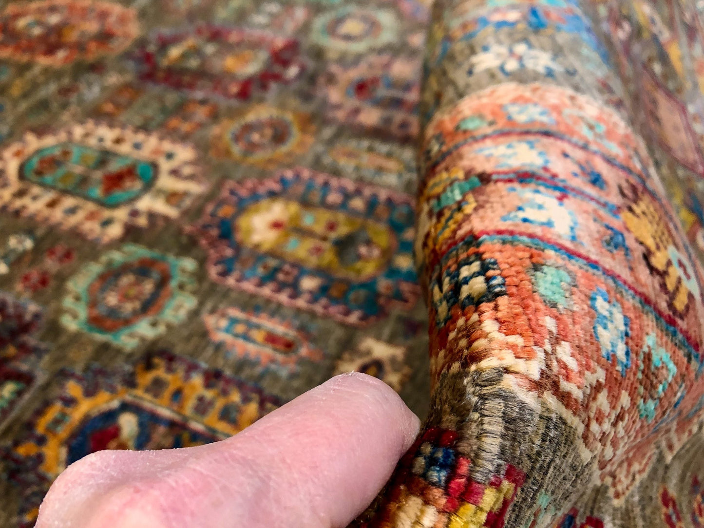 Khorjin (5'06"x7'08") camel/jewel tones