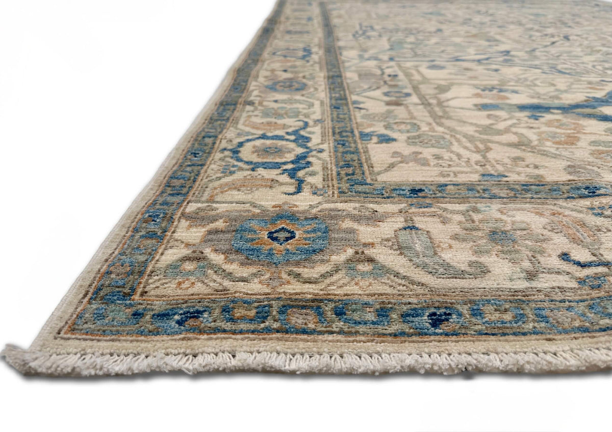 Faryab - Bidjar (6'01"x8'07") ivory/blue