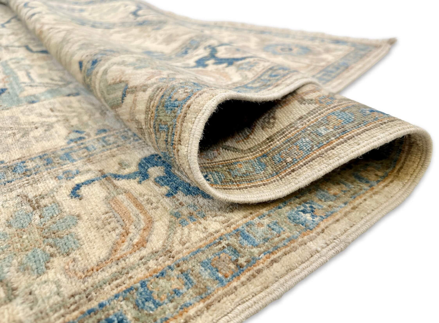 Faryab - Bidjar (6'01"x8'07") ivory/blue