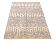 Arabesque (8'00"x10'02") ivory/gray