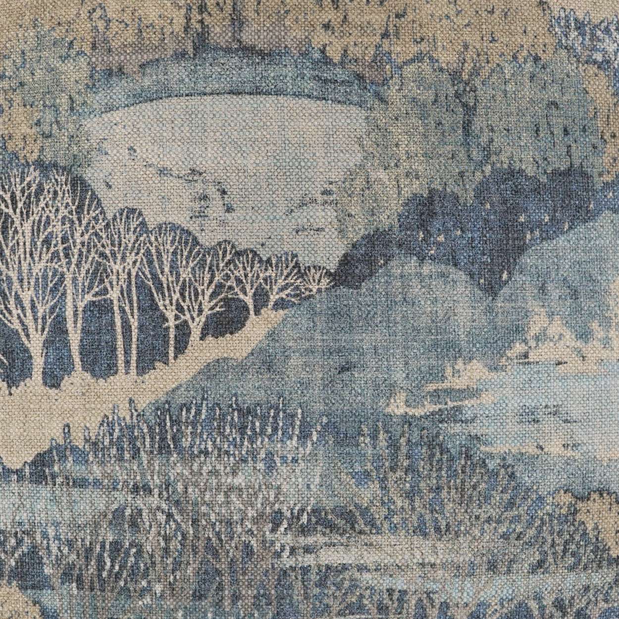 Hidden Hills 24"x24" square pillow