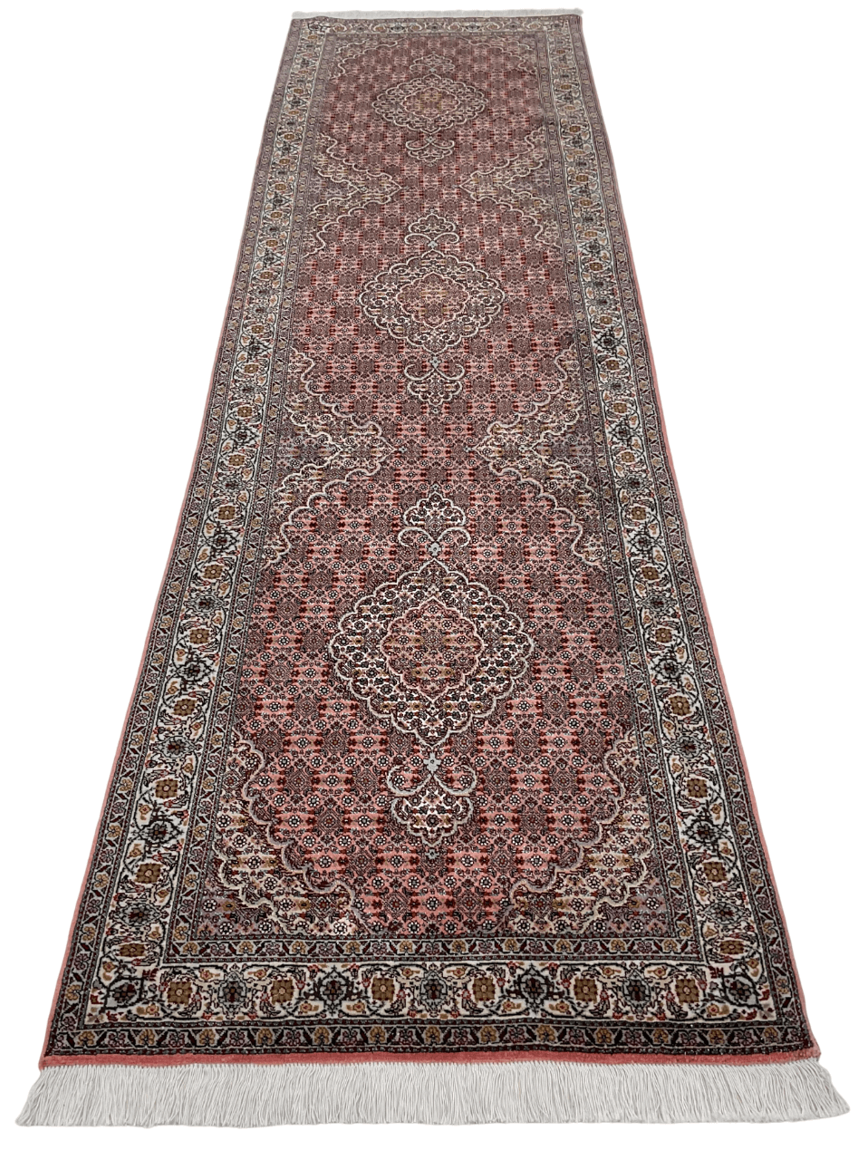 Persian Tabriz (2'09"x10'02") peach/ivory