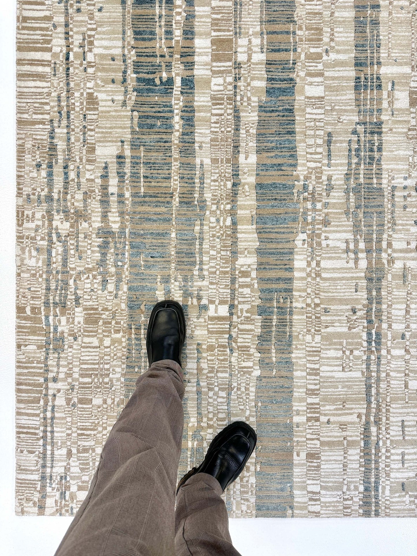 Contemporary wool/bamboo (8'00"x10'00") gold/ivory/teal