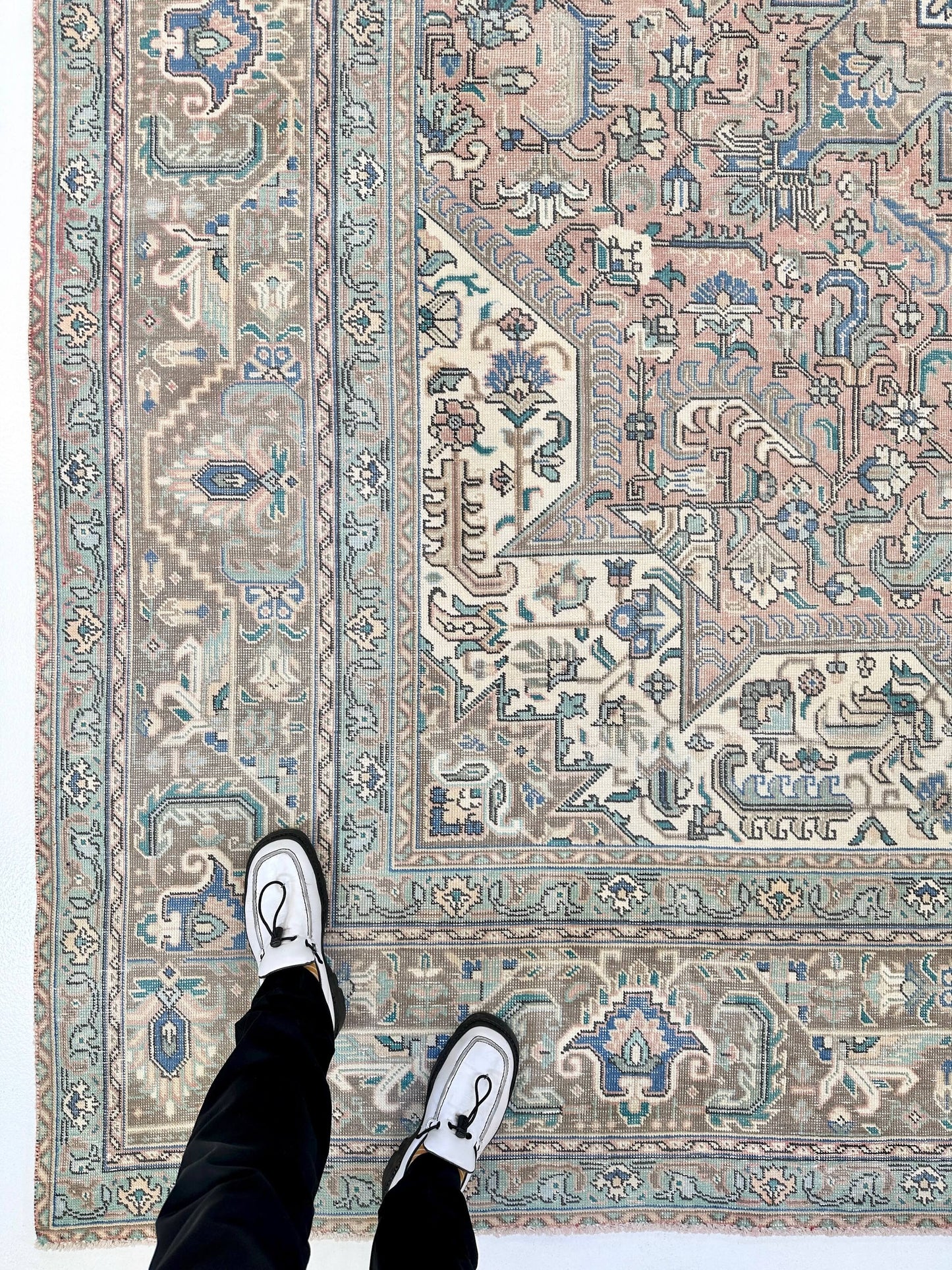 Antiqued Persian Tabriz (9'03"x12'04") pastels