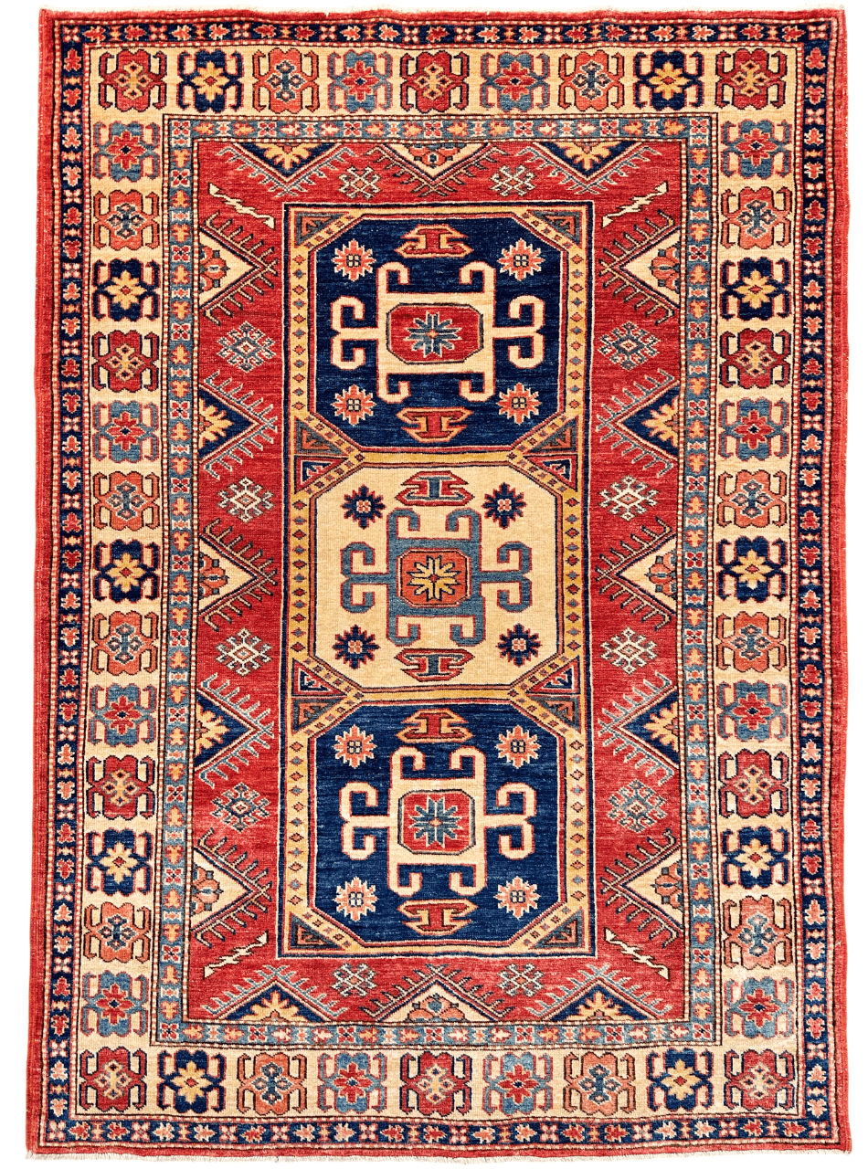 Super Kazak 3'10"x5'06" red/bge