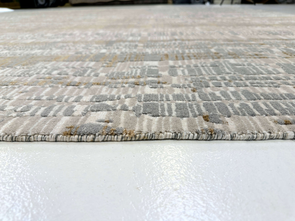 Contemporary Carved Tibetan 9x12 (ivory/gold/gray)