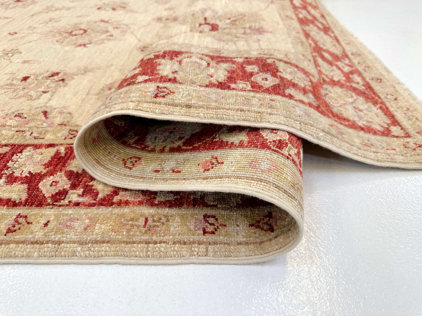 Chobi Farahan (3'11"x6'01') beige/red