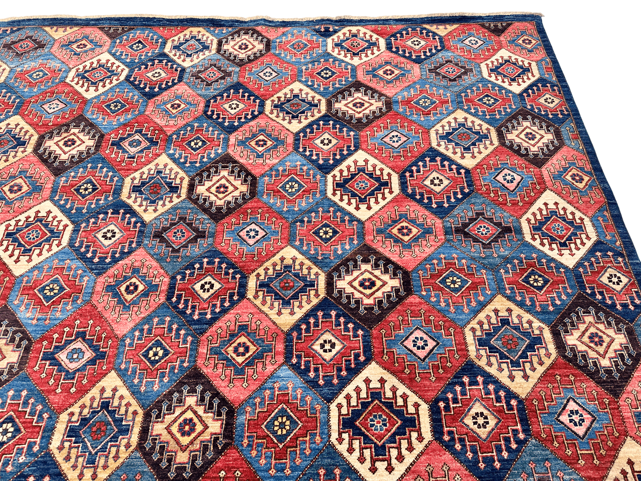 Aryana-Yalameh (8'11"x11'08") multicolor/navy