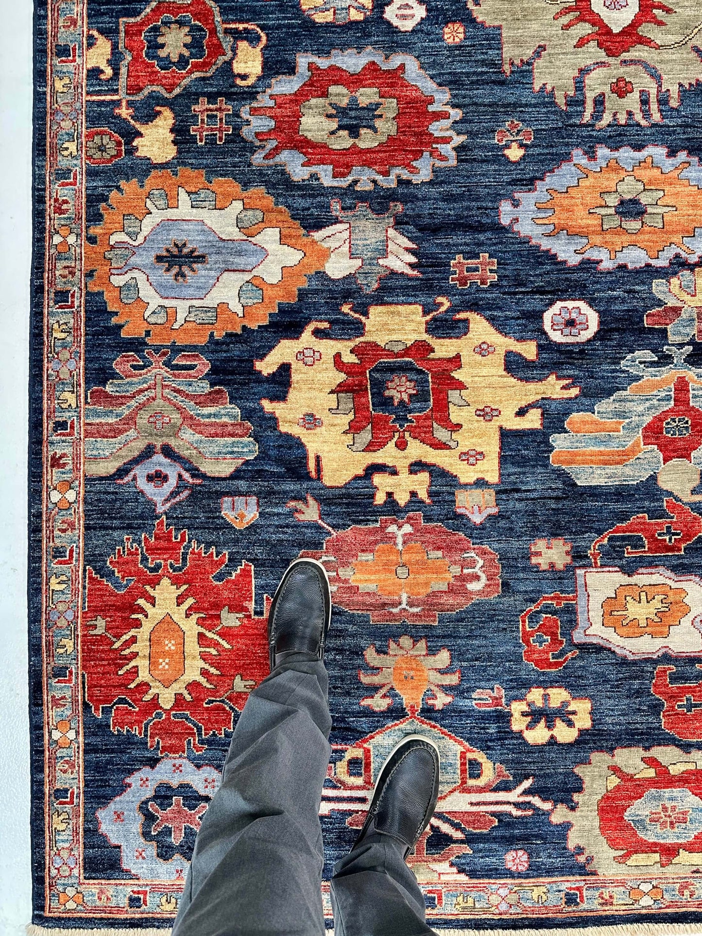 Aryana-Oushak (8'09"x11'09") navy/multicolor