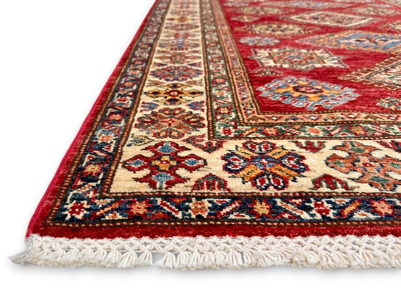 Super Kazak (4'01"x5'09") red/ivory
