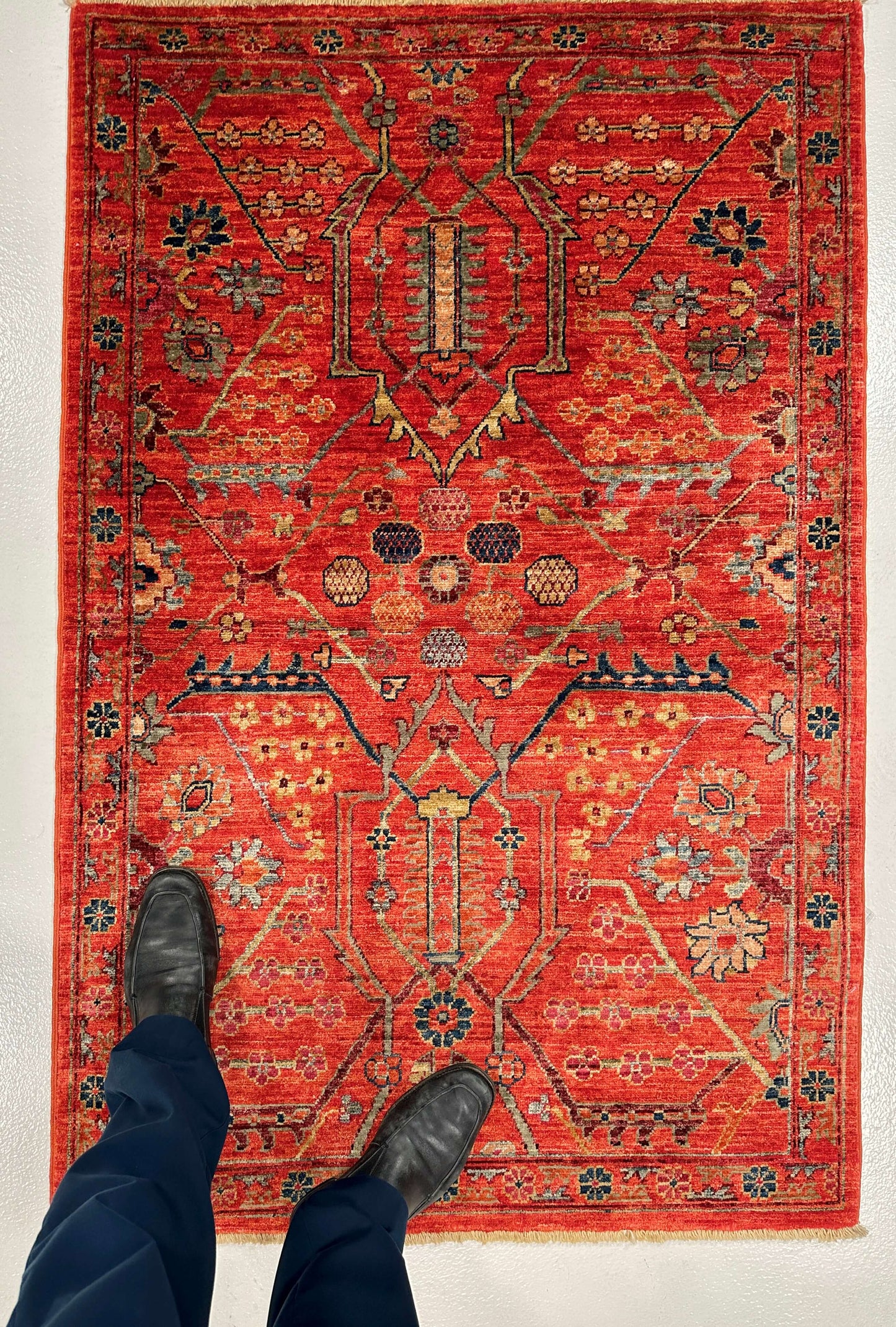 Aryana-Khotan (3'01"x4'09") red