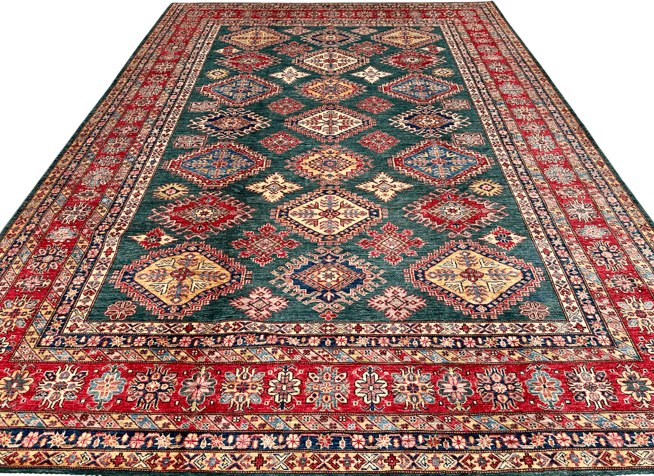 Super Kazak (8'11"x12'04") green/red