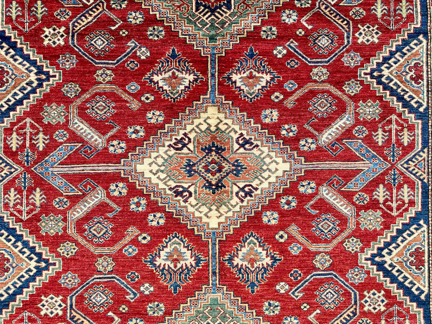 Super Kazak (8'02"x10'06") red/ivory