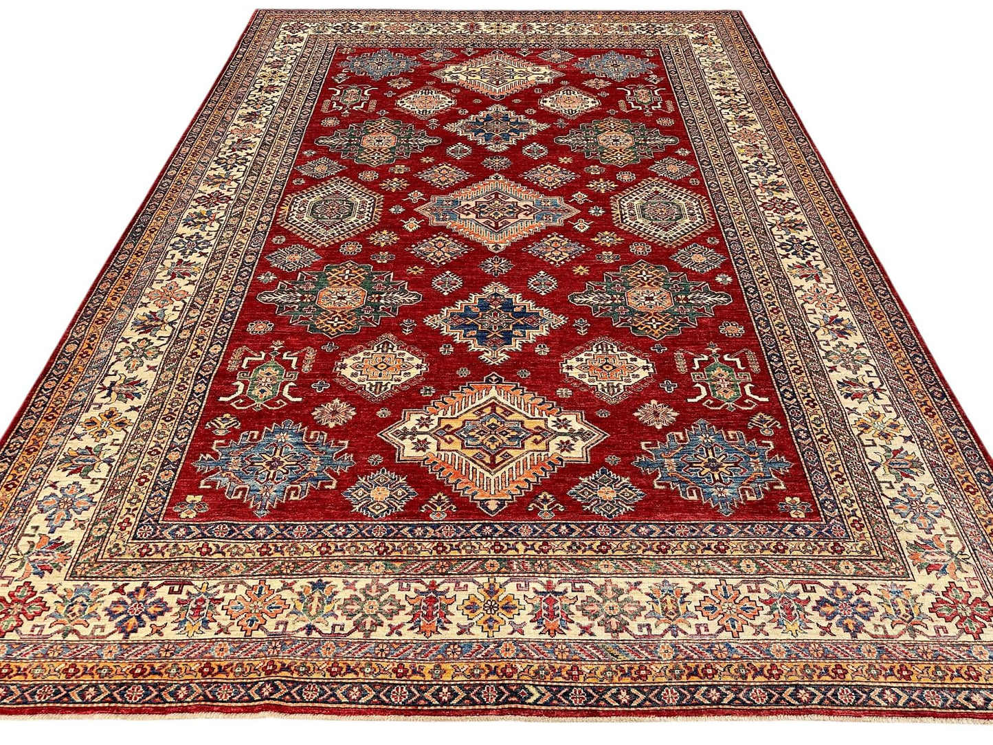 Super Kazak (8'10"x12'00") red/ivory