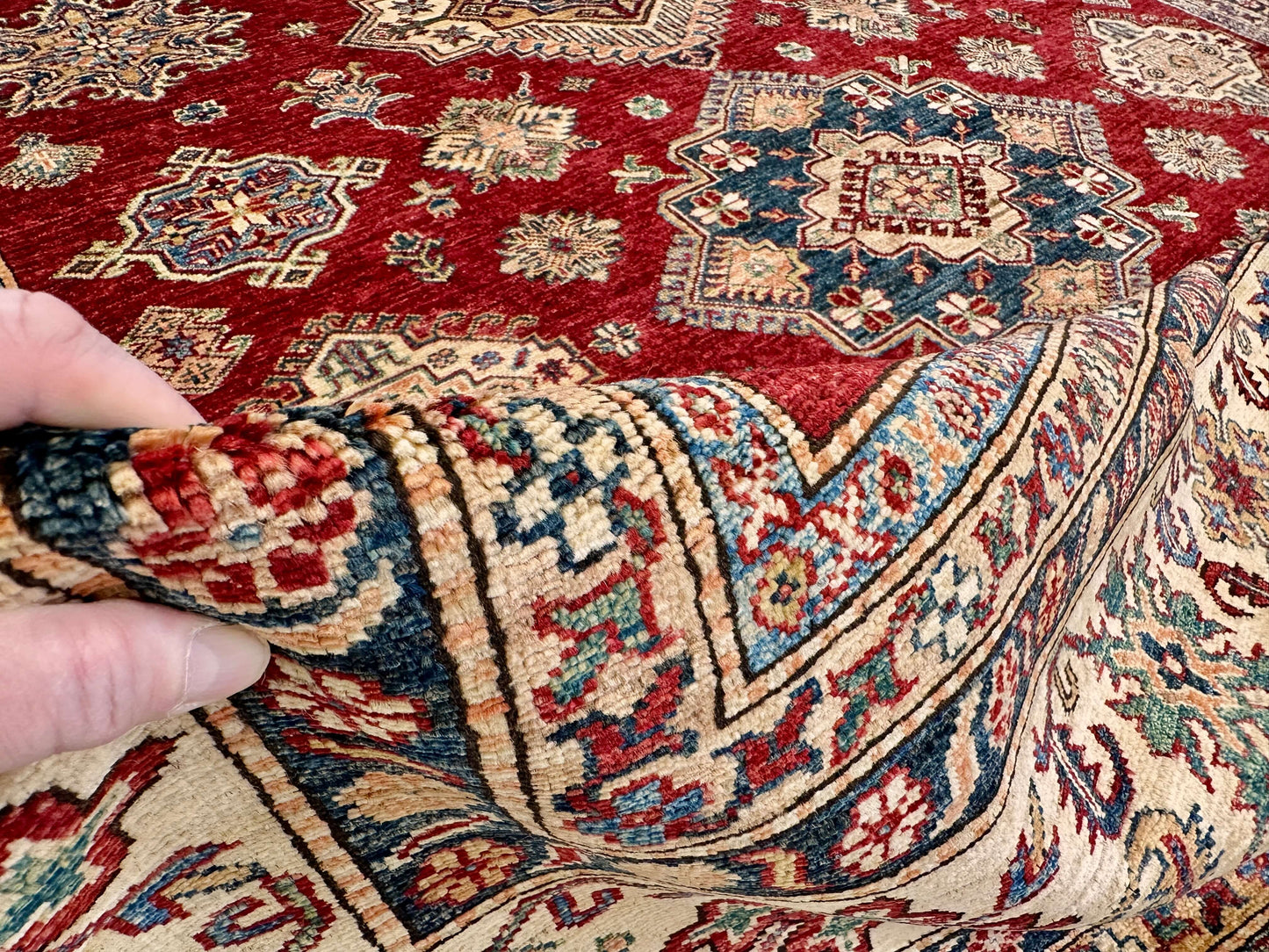Super Kazak (8'01"x8'09") red/ivory