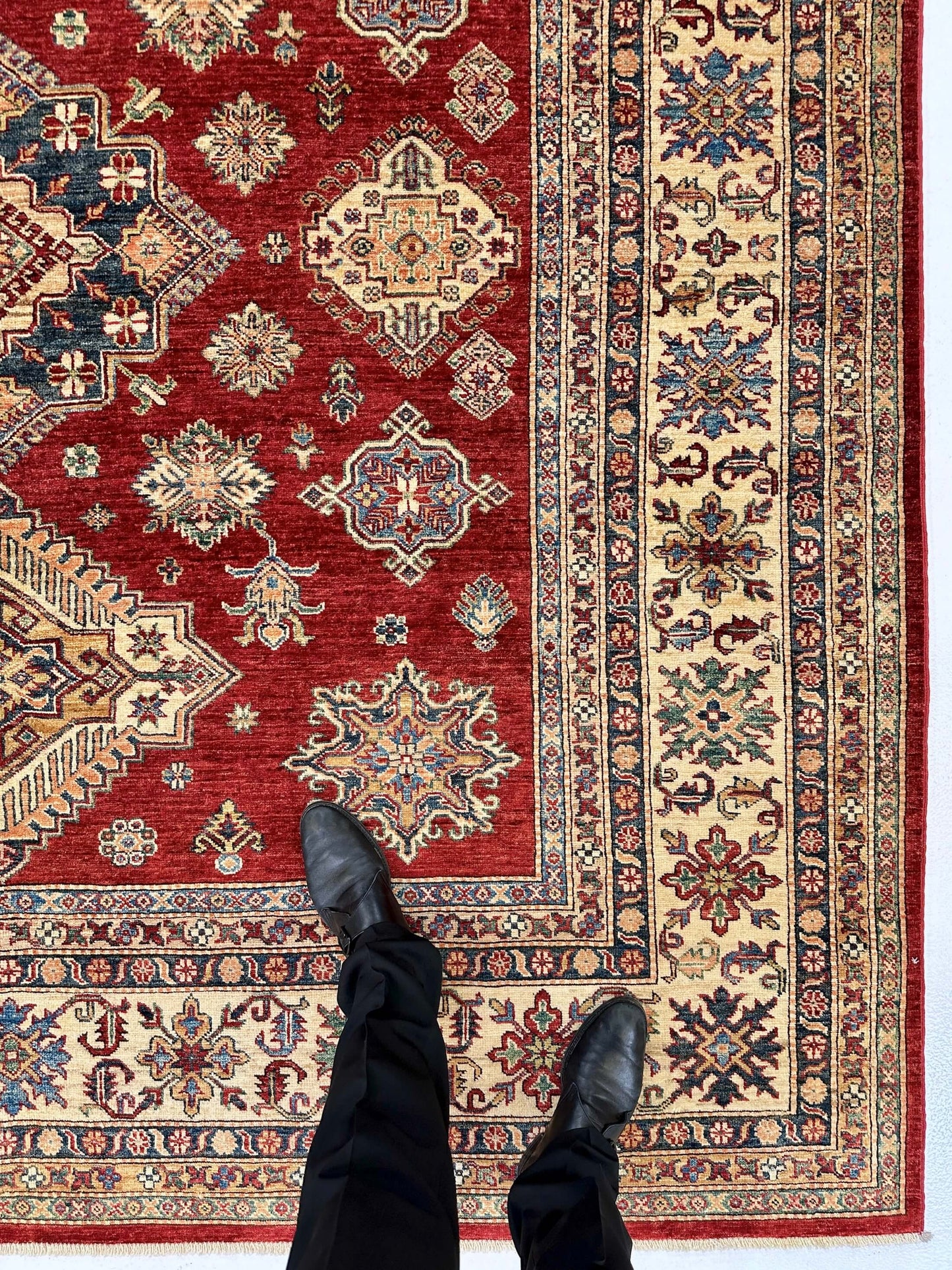 Super Kazak (8'01"x8'09") red/ivory