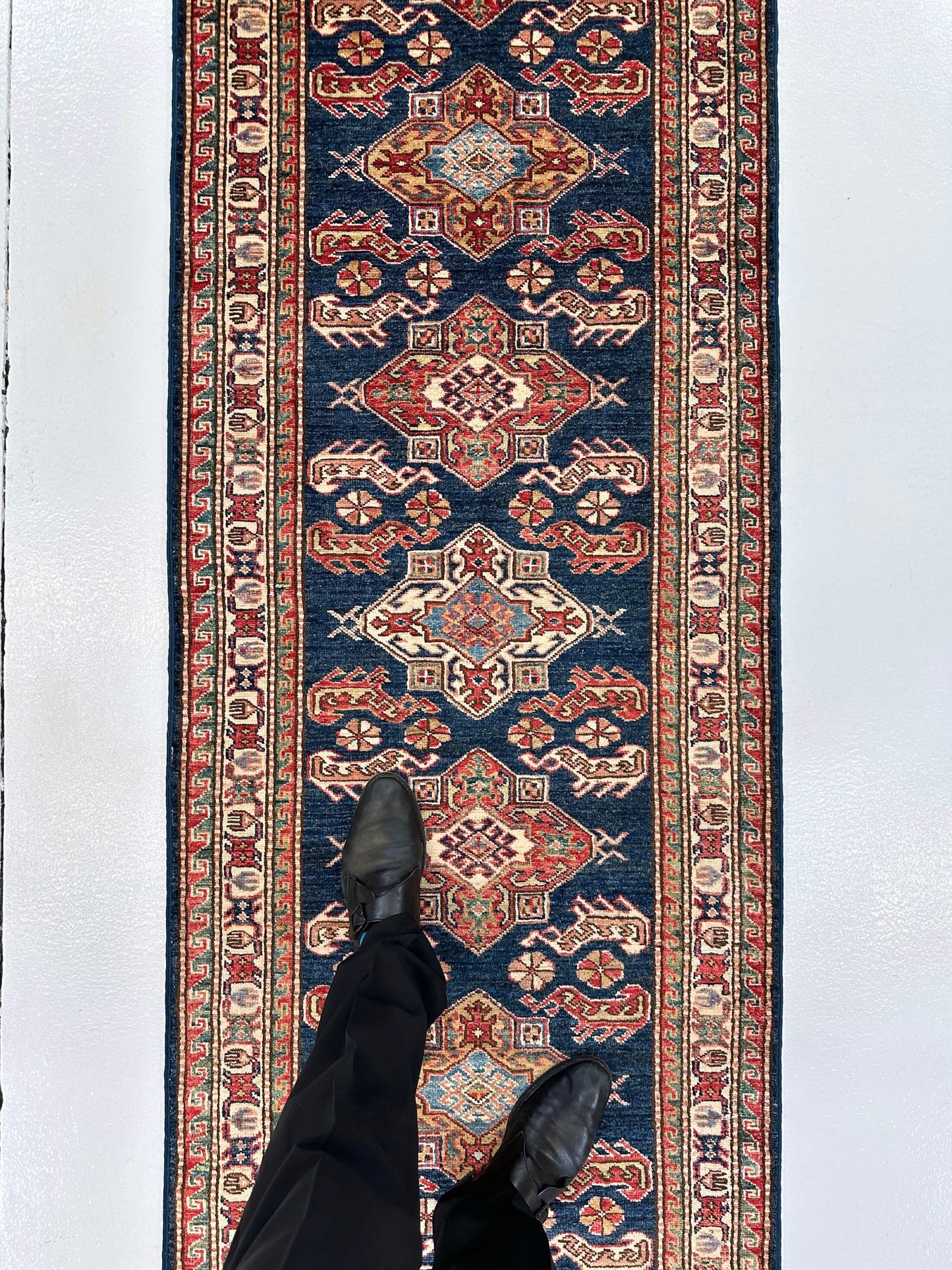 Super Kazak (2'07"x9'07") navy/ivory