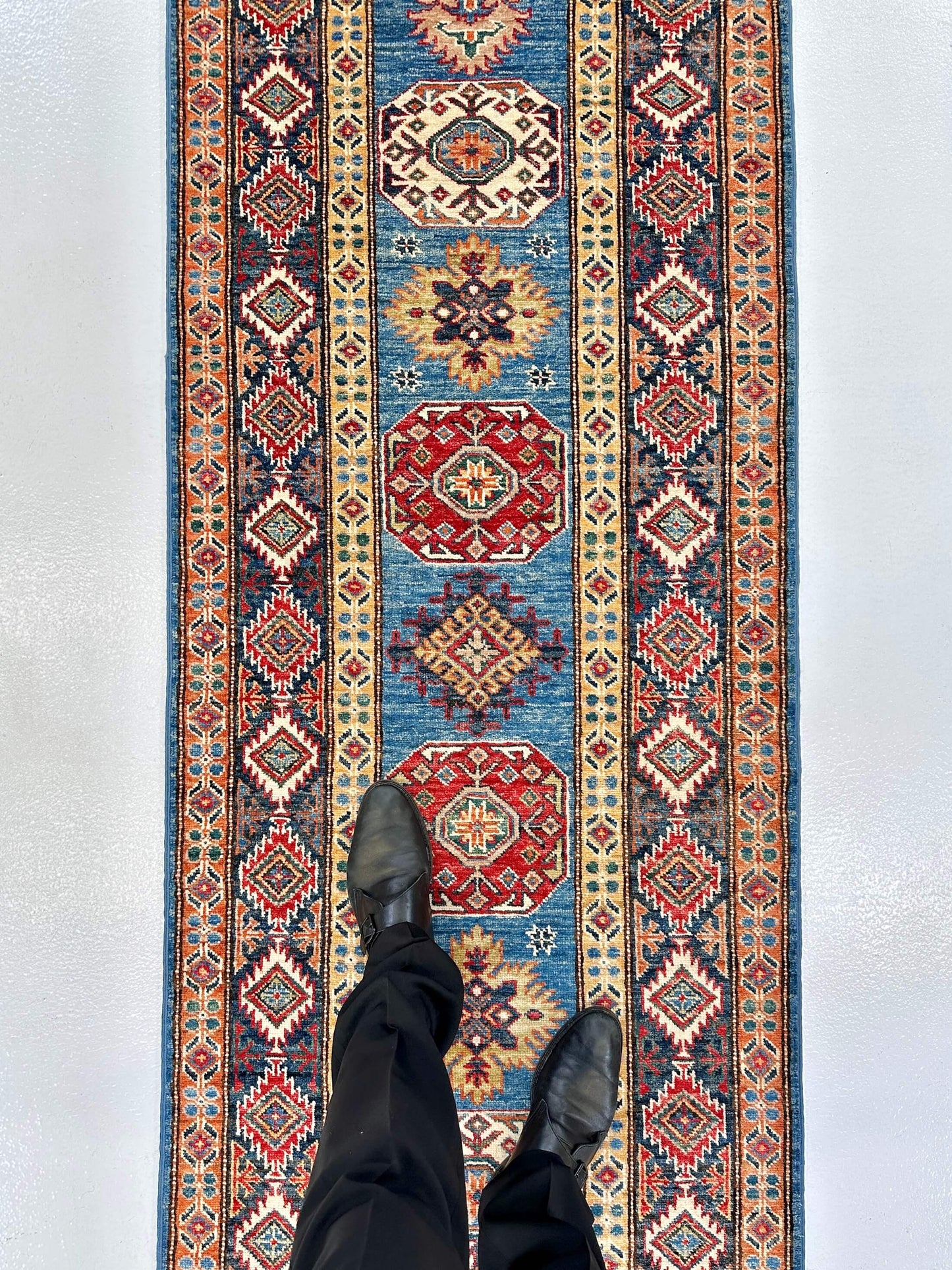 Super Kazak (2'07"x8'11") denim/navy