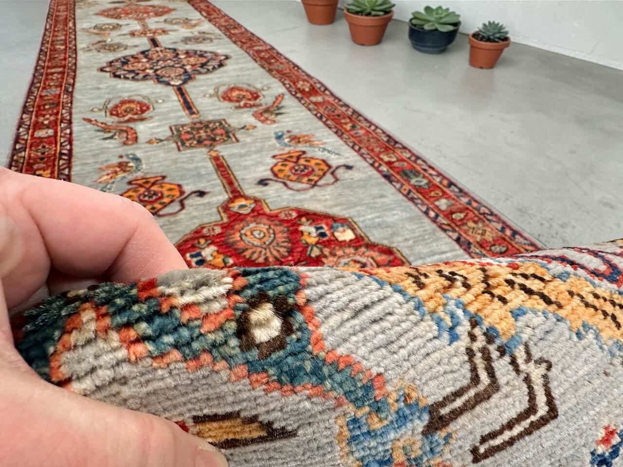 Vase/Medallions (2'07"x12'09") light blue/rust