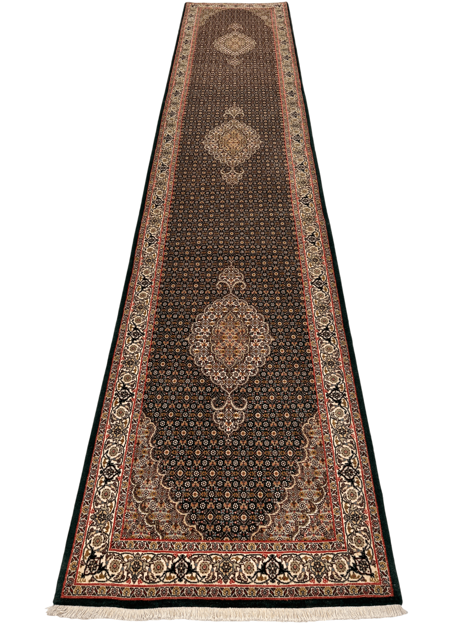 Tabriz (2'09"x13'03") green/ivory