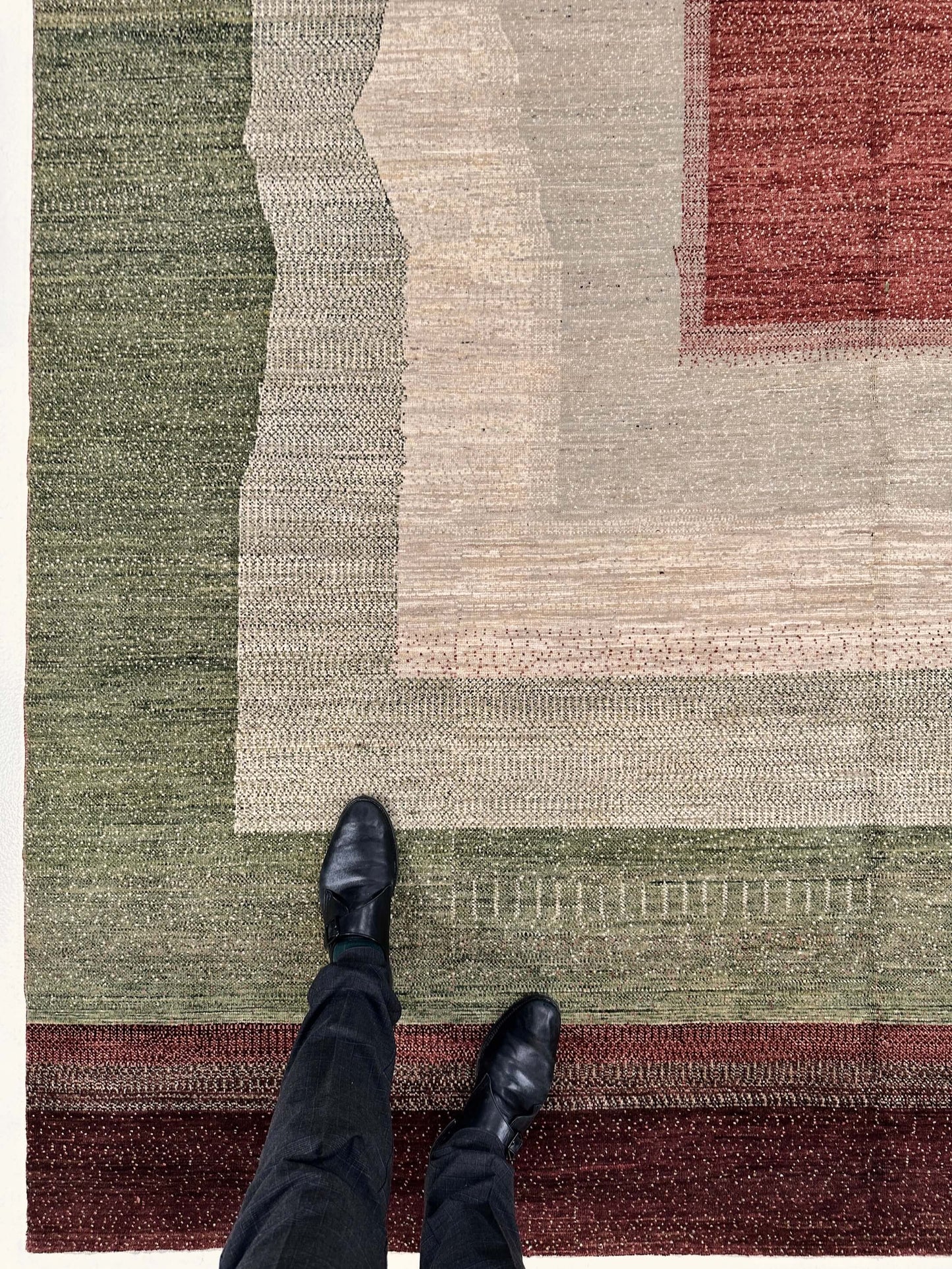 Fine Gabbeh (7'06"x11'06") green/earthtones