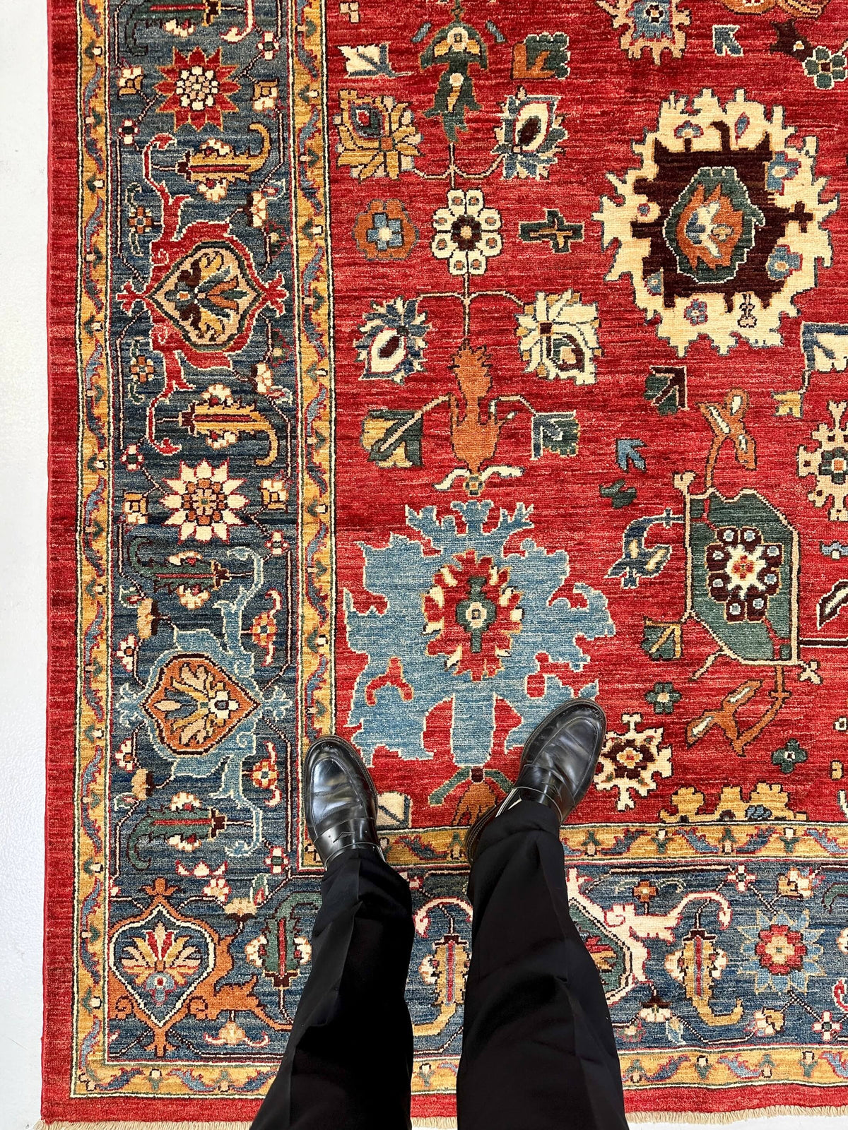 Aryana - Mirage/Sultanabad (9'00"x11'10") burgundy/navy