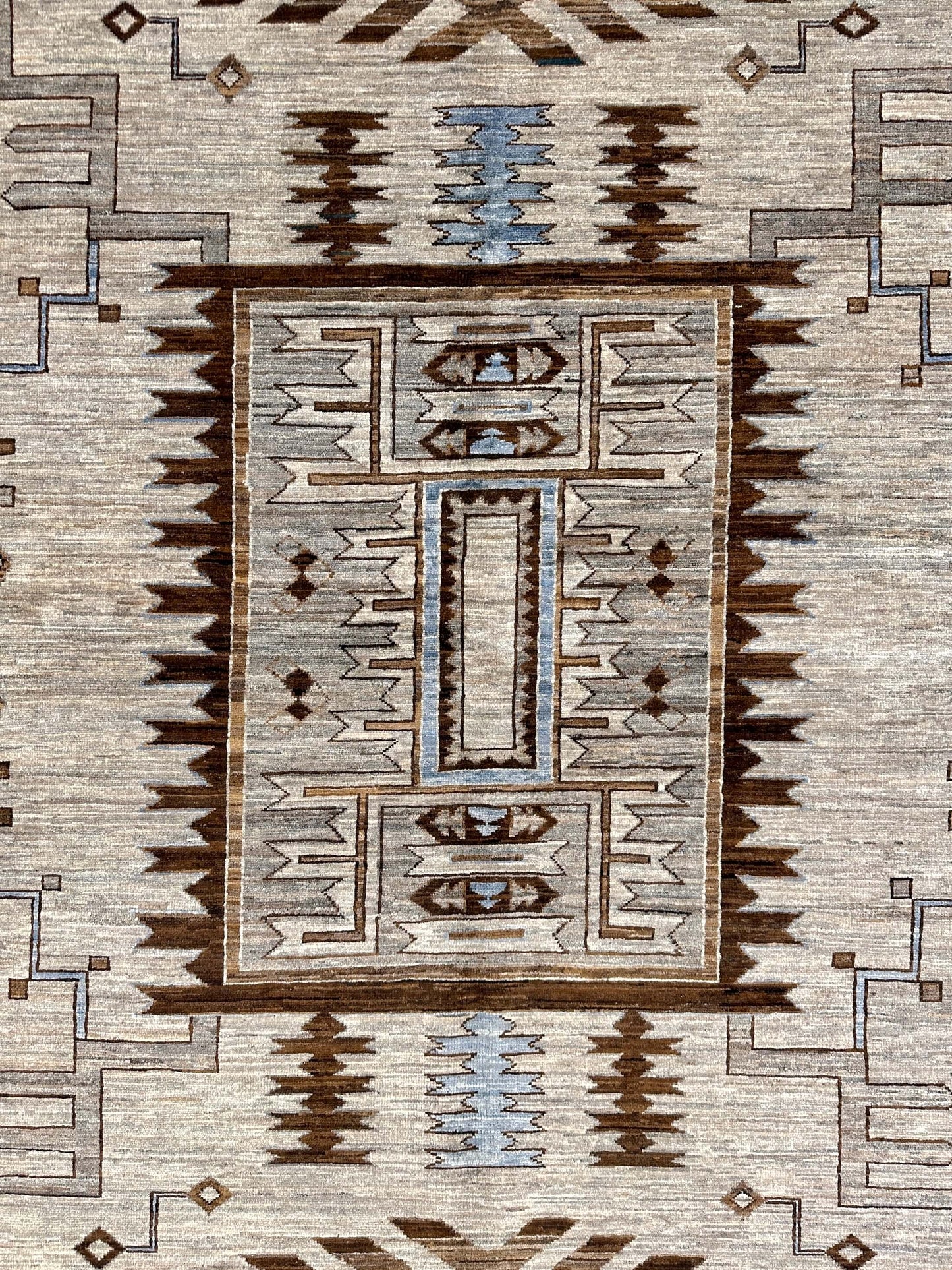Afghan Navajo (7'11"x10'00") undyed/lt.blue
