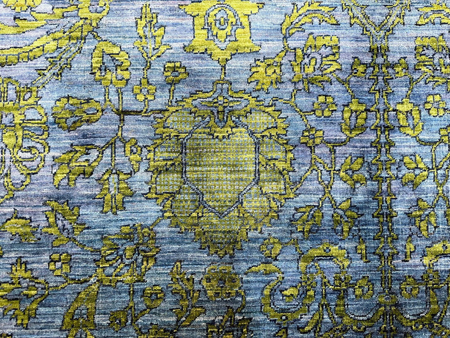 Nooristan - Modern Fine Sultanabad (8'04"x10'04") deep blue/chartreuse