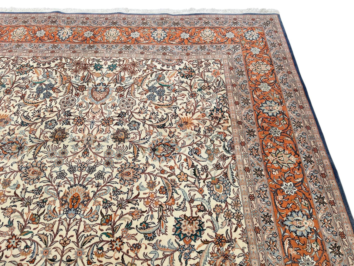 Vintage Sino-Isfahan Design (6'09"x10'06") ivory/rust/blue