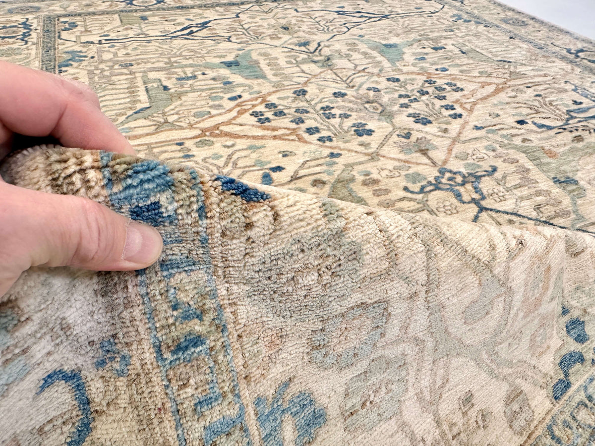 Faryab - Bidjar (6'01"x8'07") ivory/blue