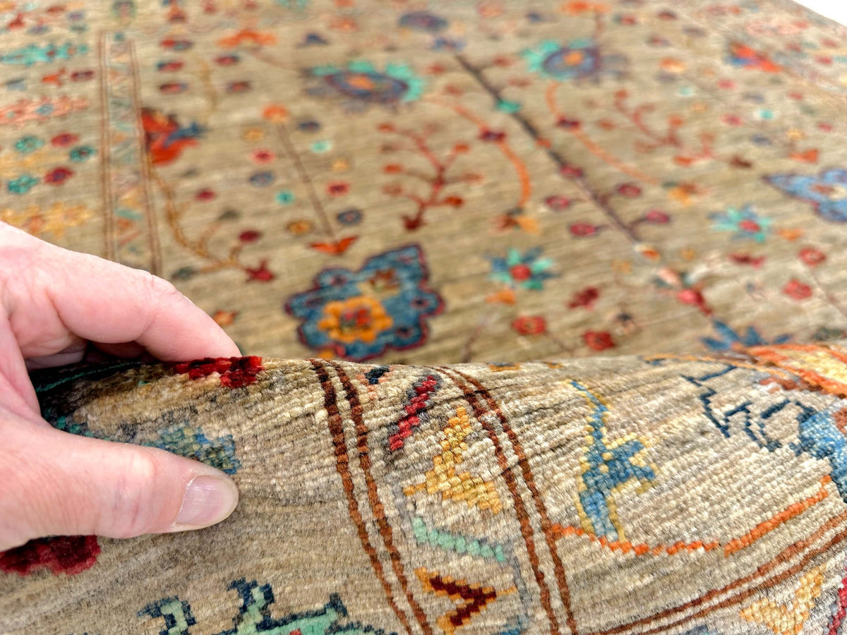 Aryana - Sultani (5'00"x6'09") natural undyed/multicolor