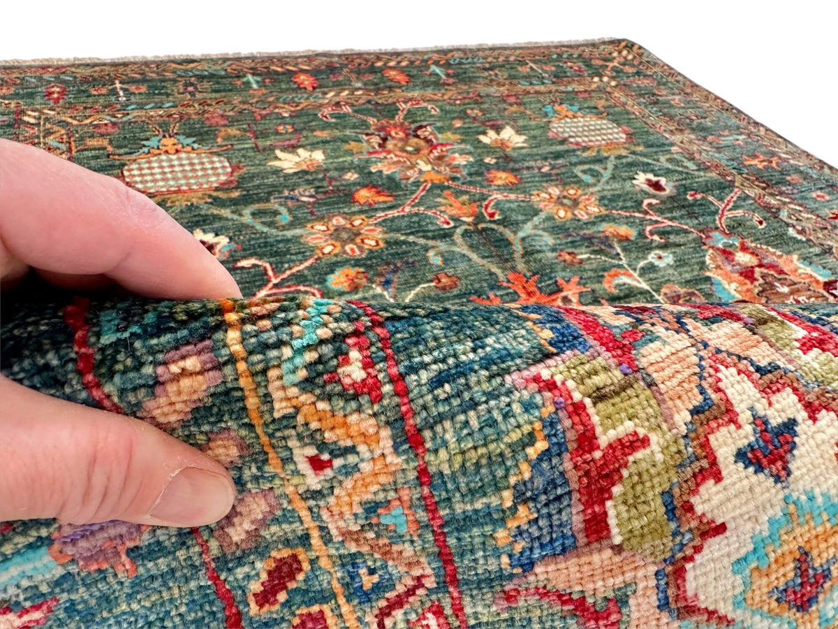 Aryana - Sultani (4'01"x6'00") green