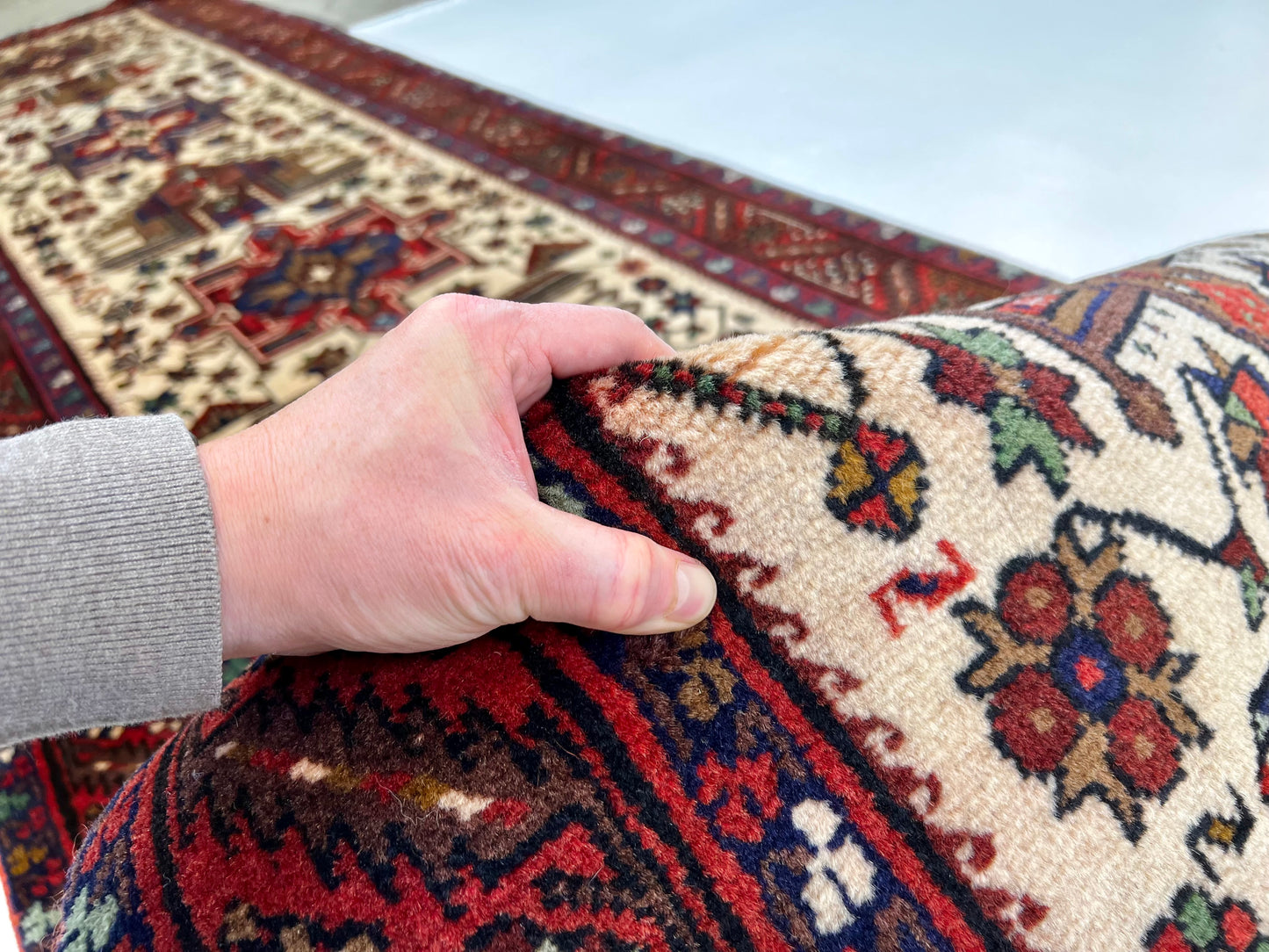 Vintage Persian Karajeh (3'01"x14'05") ivory/dk.red