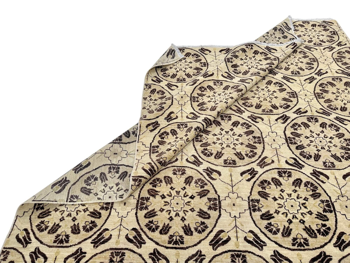 Farahan Sina - Suzani (6'00"x9'00") ivory/dark brown