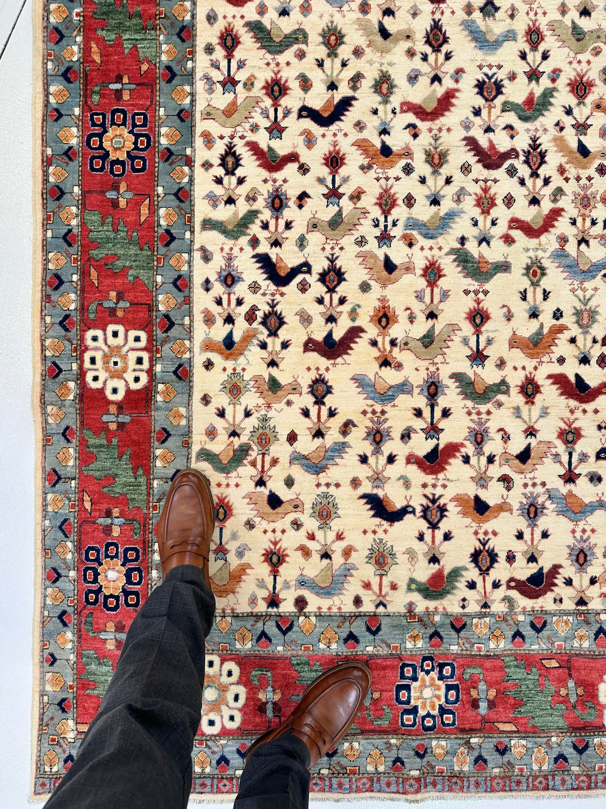 Farahan Sina - Qashqai (5'00"x6'11") ivory/red