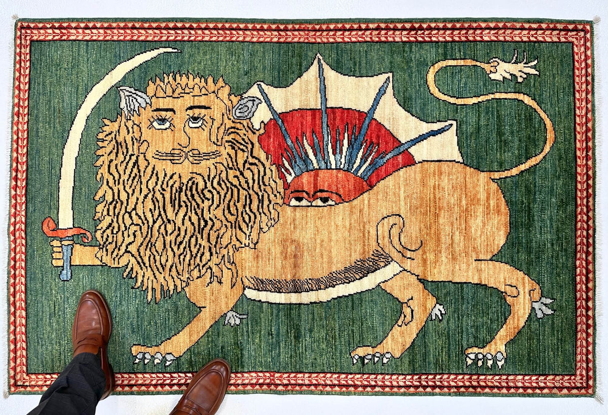 Fine Ariana - King of the Jungle (3'05"x5'04") green/gold