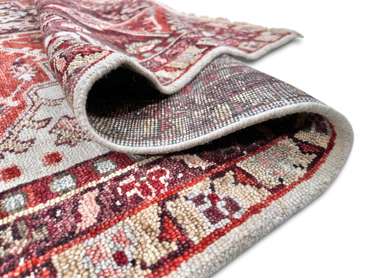 Indo-Oushak - Heriz Design (approx. 8'x10') ivory/dk.red
