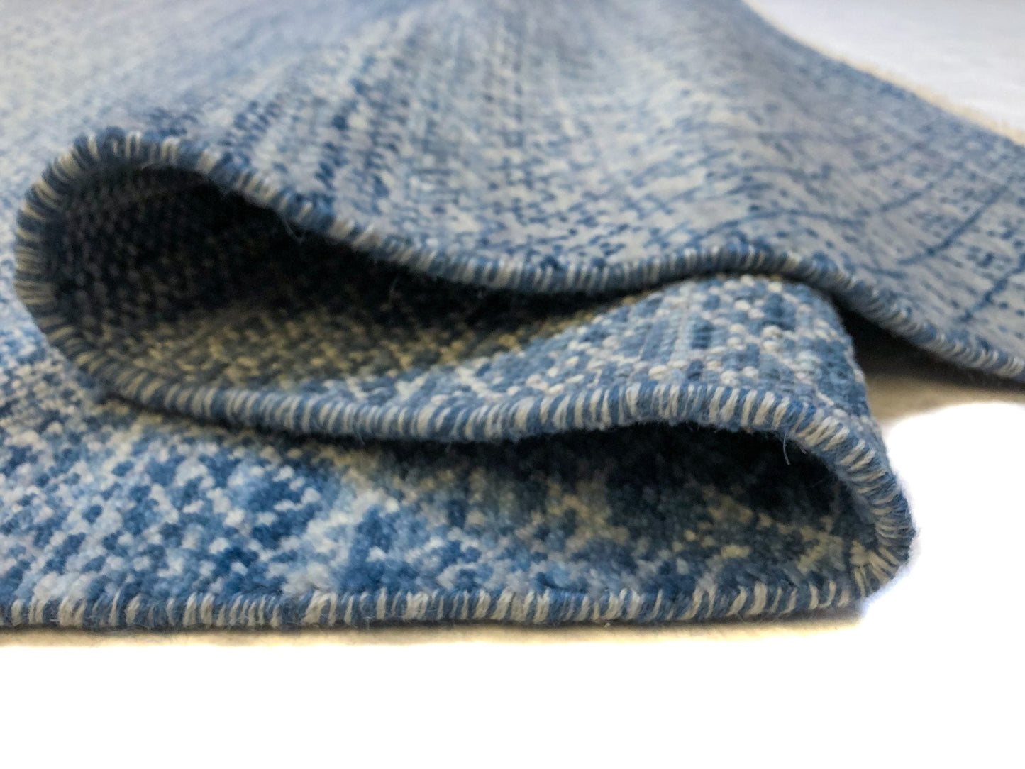 Grass Design (8'01"x9'10") lt.blue