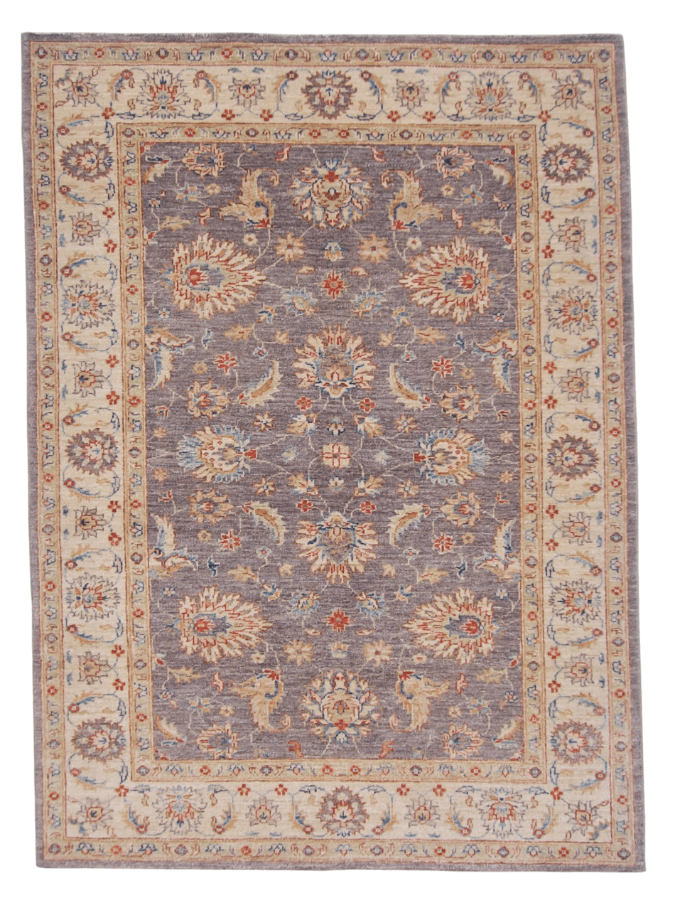 Chobi Farahan (4'00"x5'06") lavendar-gray/ivory