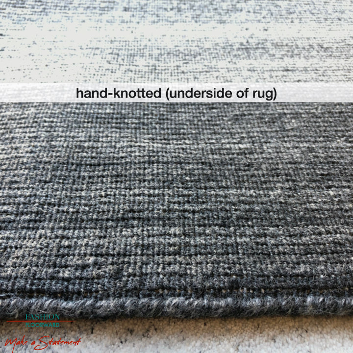 Ombre (2'06"x9'06") Runner black/white