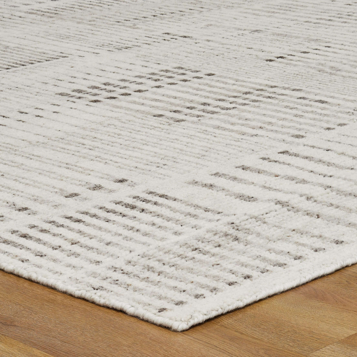 Raffia - Ivory/Brown - 117832