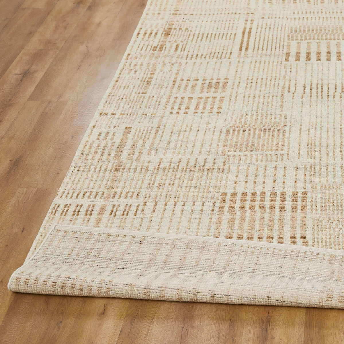 Raffia - Ivory/Tan - 117842