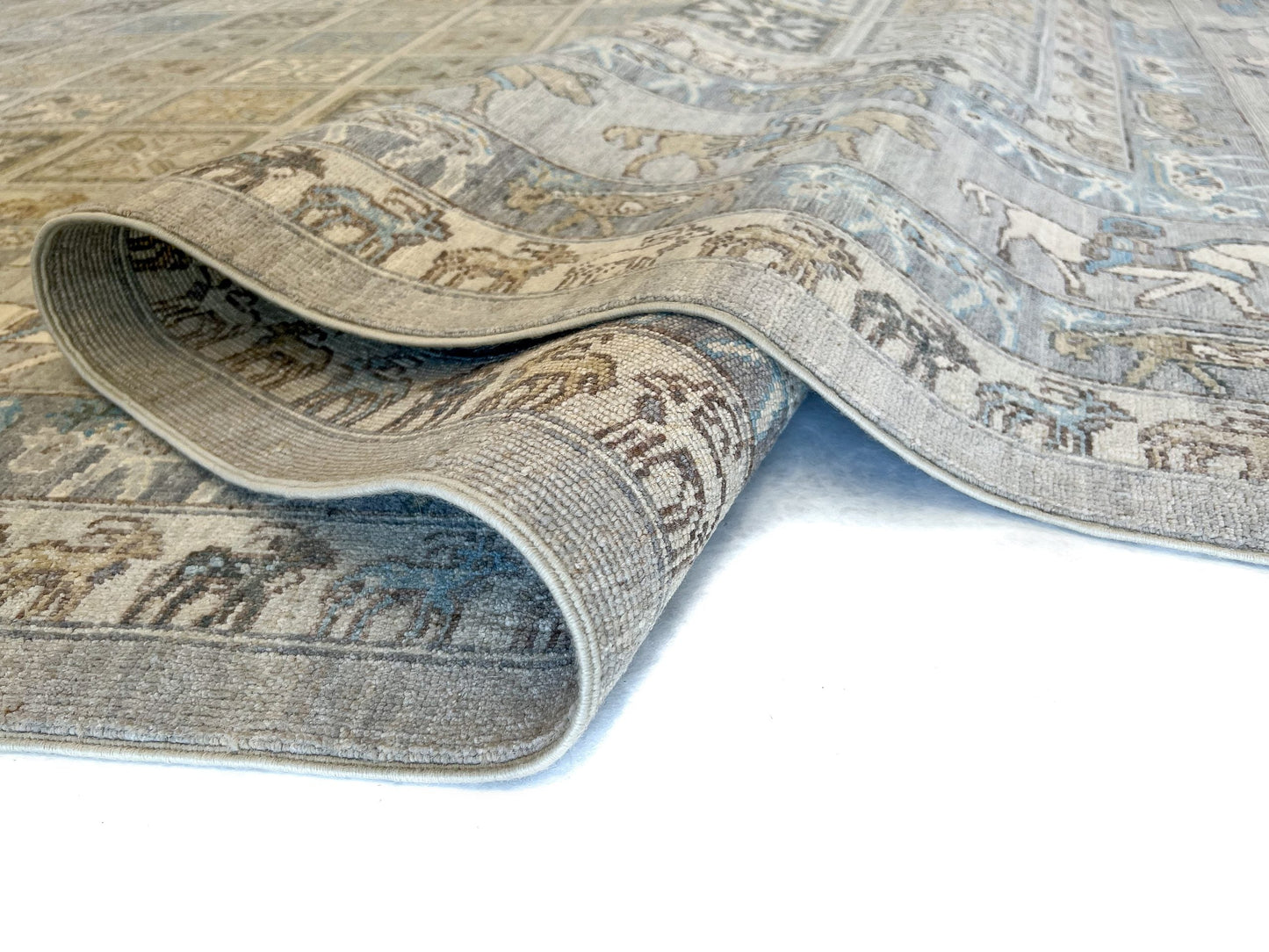 Antique-Washed Pazyryk (10x14) ivory/lt.gray