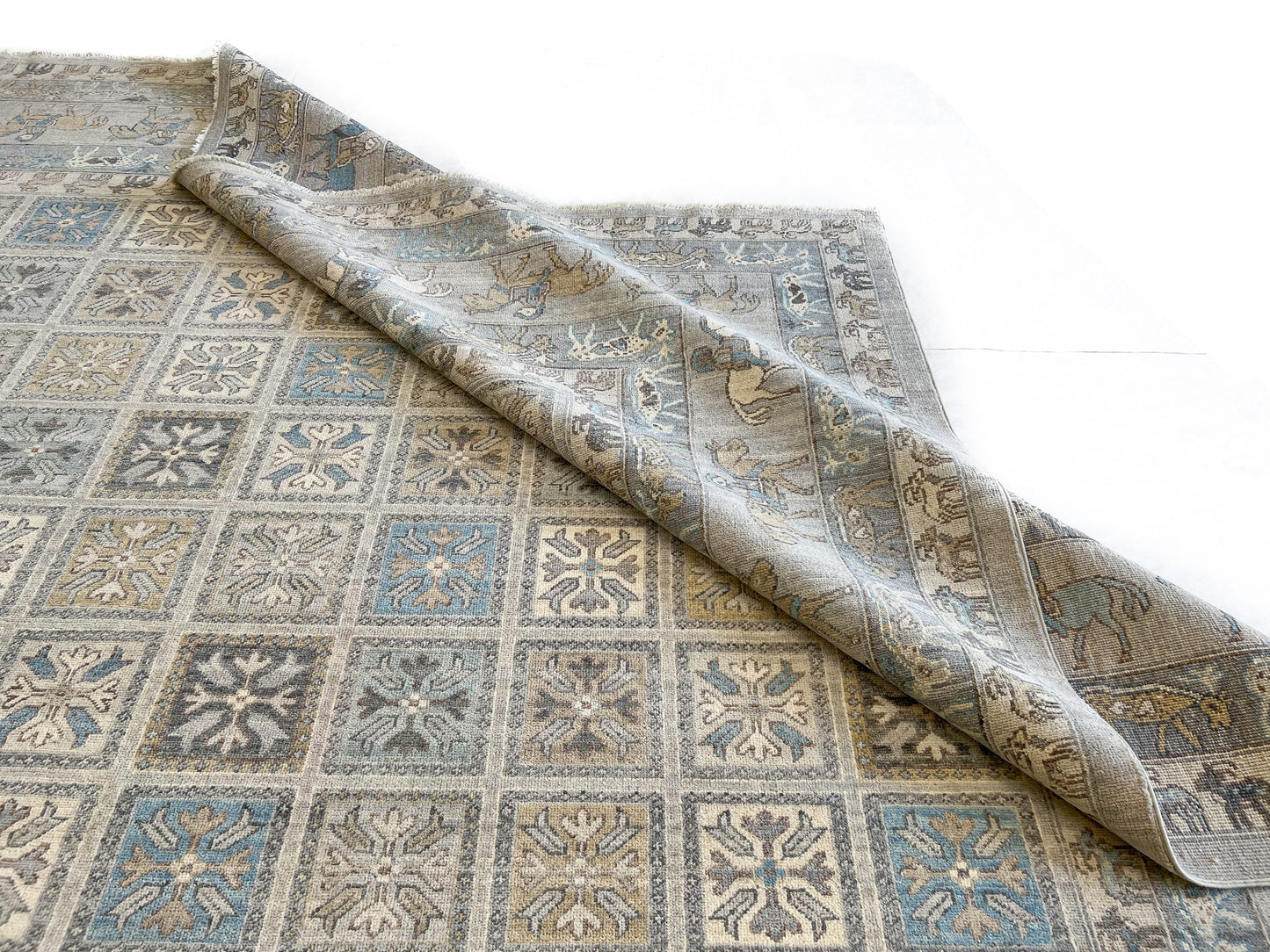 Antique-Washed Pazyryk (10x14) ivory/lt.gray