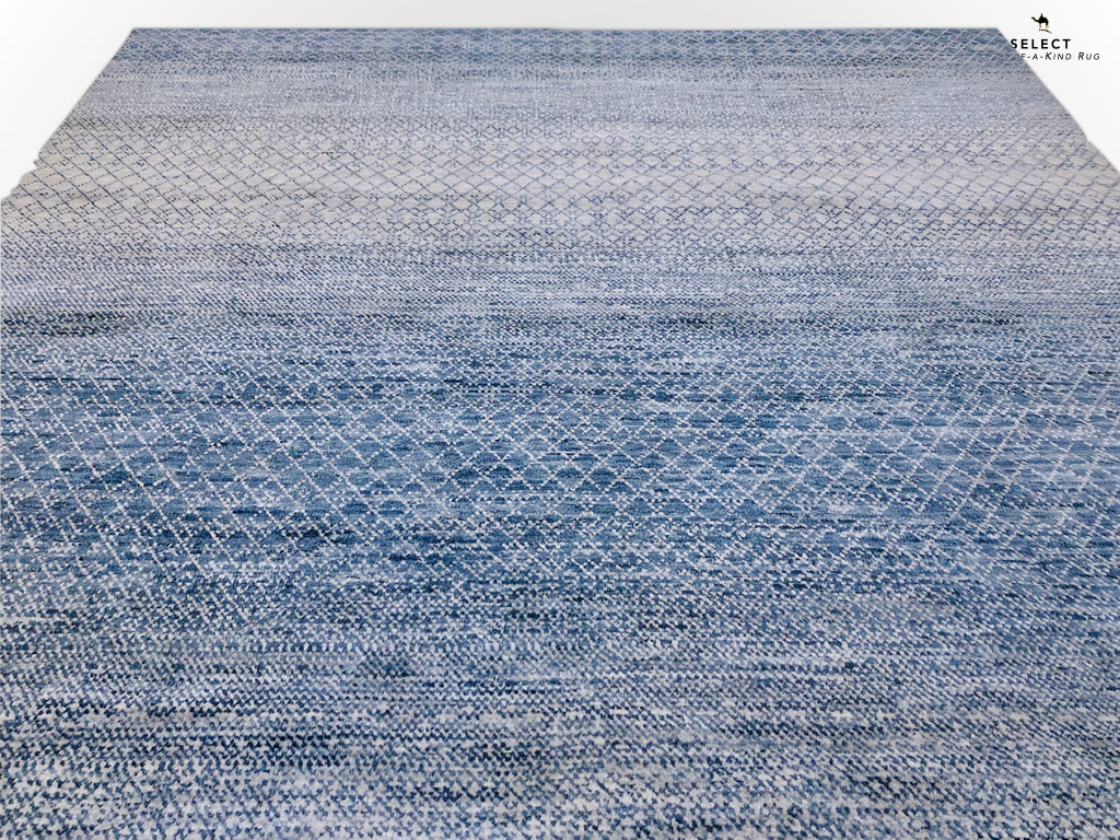 Durva/Grass Design (8'01"x10'04") lt.blue