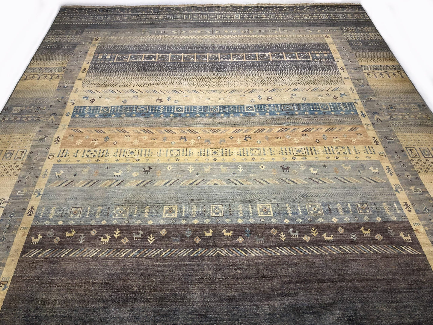 Khorjin / Gabbeh (9'09"x13'11") gray/ivory