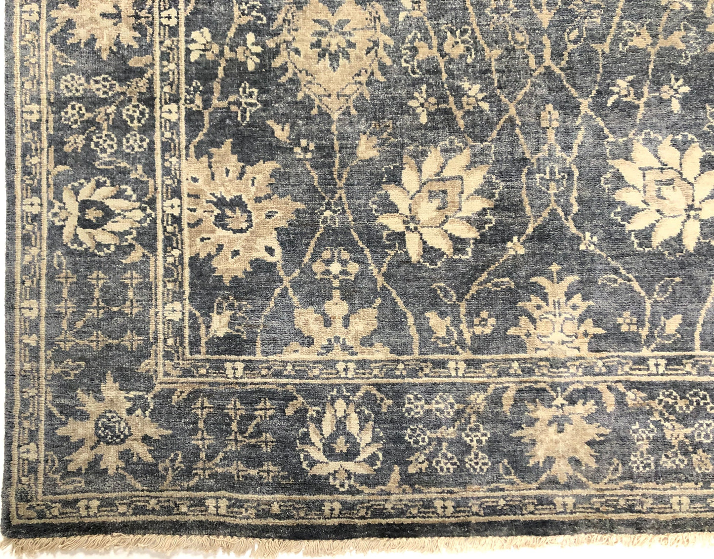 Indo-Oushak Design (6' Square) blue